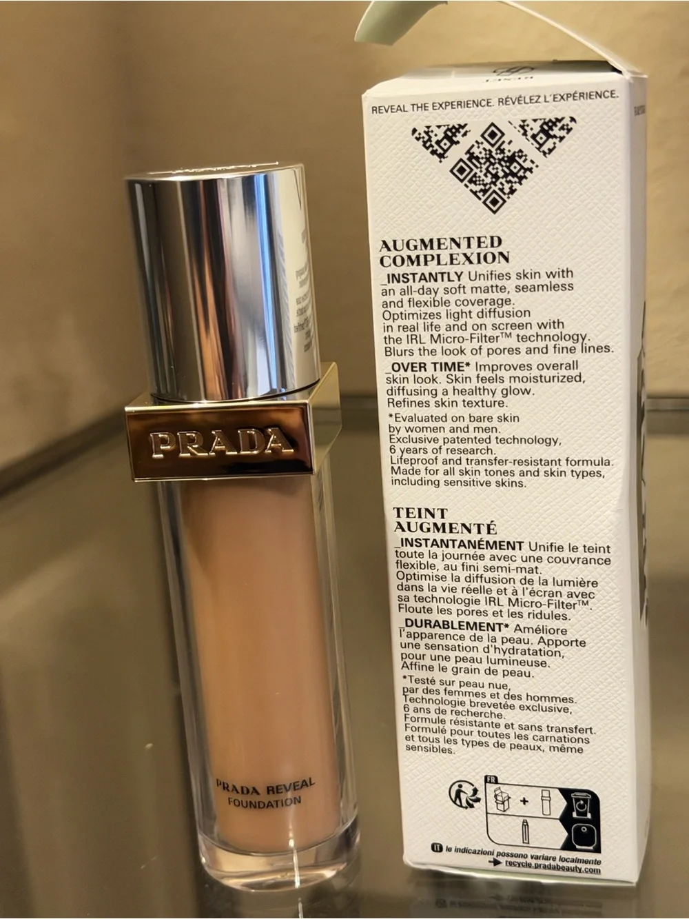 Prada Reveal Foundation MN55 Neutral Medium -